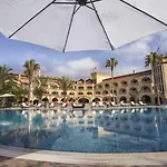 ホテル Le Chateau Lambousa 4*