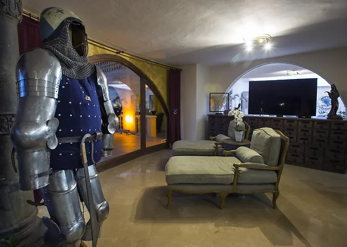 Le Chateau Lambousa Отель