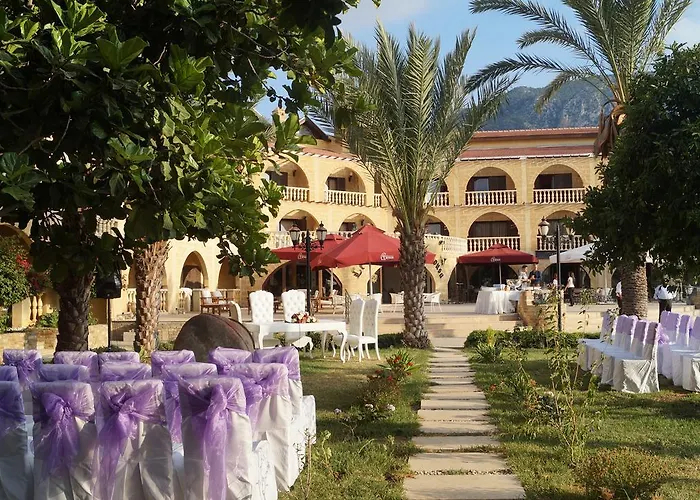 Отель Le Chateau Lambousa Лапитос