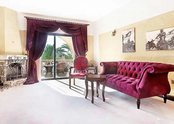 Le Chateau Lambousa Лапитос