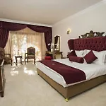 Hotel Le Chateau Lambousa