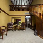Hotel Le Chateau Lambousa Lapta