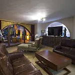 Hotel Le Chateau Lambousa Lapta