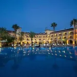 Le Chateau Lambousa 4* Lapta