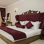 Le Chateau Lambousa Hotel 4*