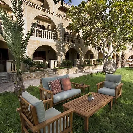 Le Chateau Lambousa Лапитос