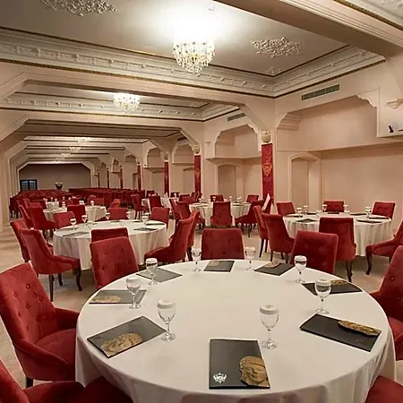 Le Chateau Lambousa Hotel 4*