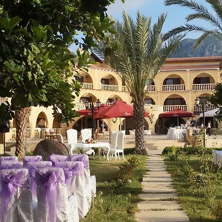 Hotel Le Chateau Lambousa Lapithos (Northern Cyprus)