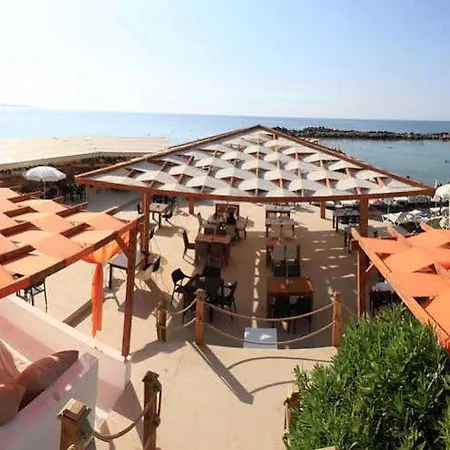 Le Chateau Lambousa