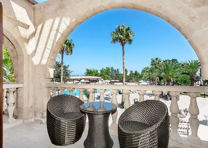 Le Chateau Lambousa ホテル 4*