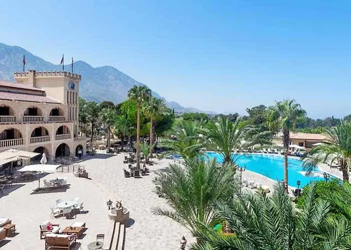 ホテル Le Chateau Lambousa